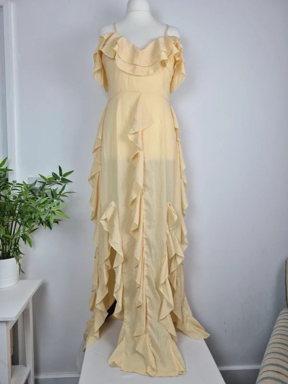 Ruffle-Trim Pale Yellow Maxi Dress with Off-Shoulder Straps